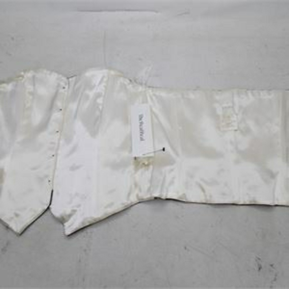 Escada Monochromatic Crop Top with Gold Buttons - Picture 8 of 8